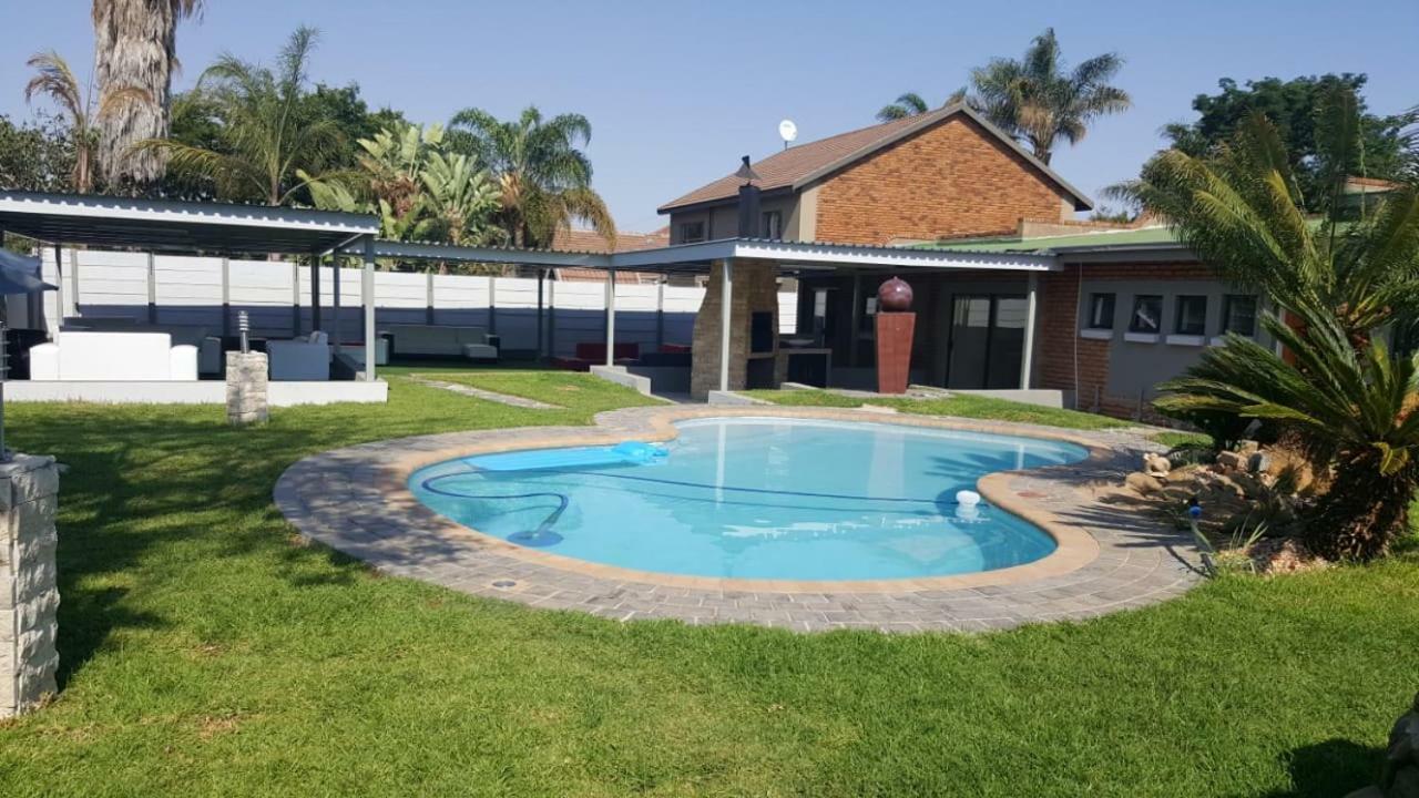 Savannah Guest House Polokwane Exterior photo