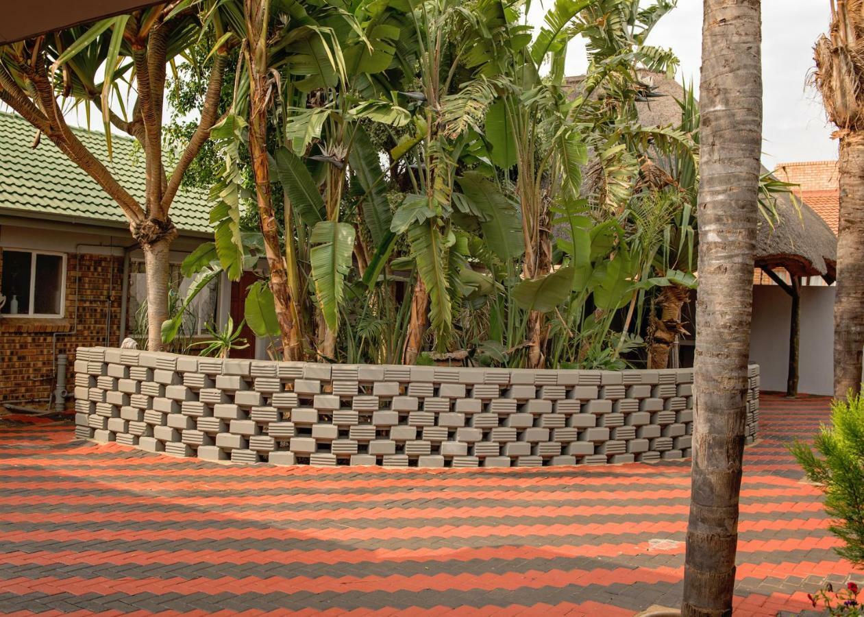 Savannah Guest House Polokwane Exterior photo
