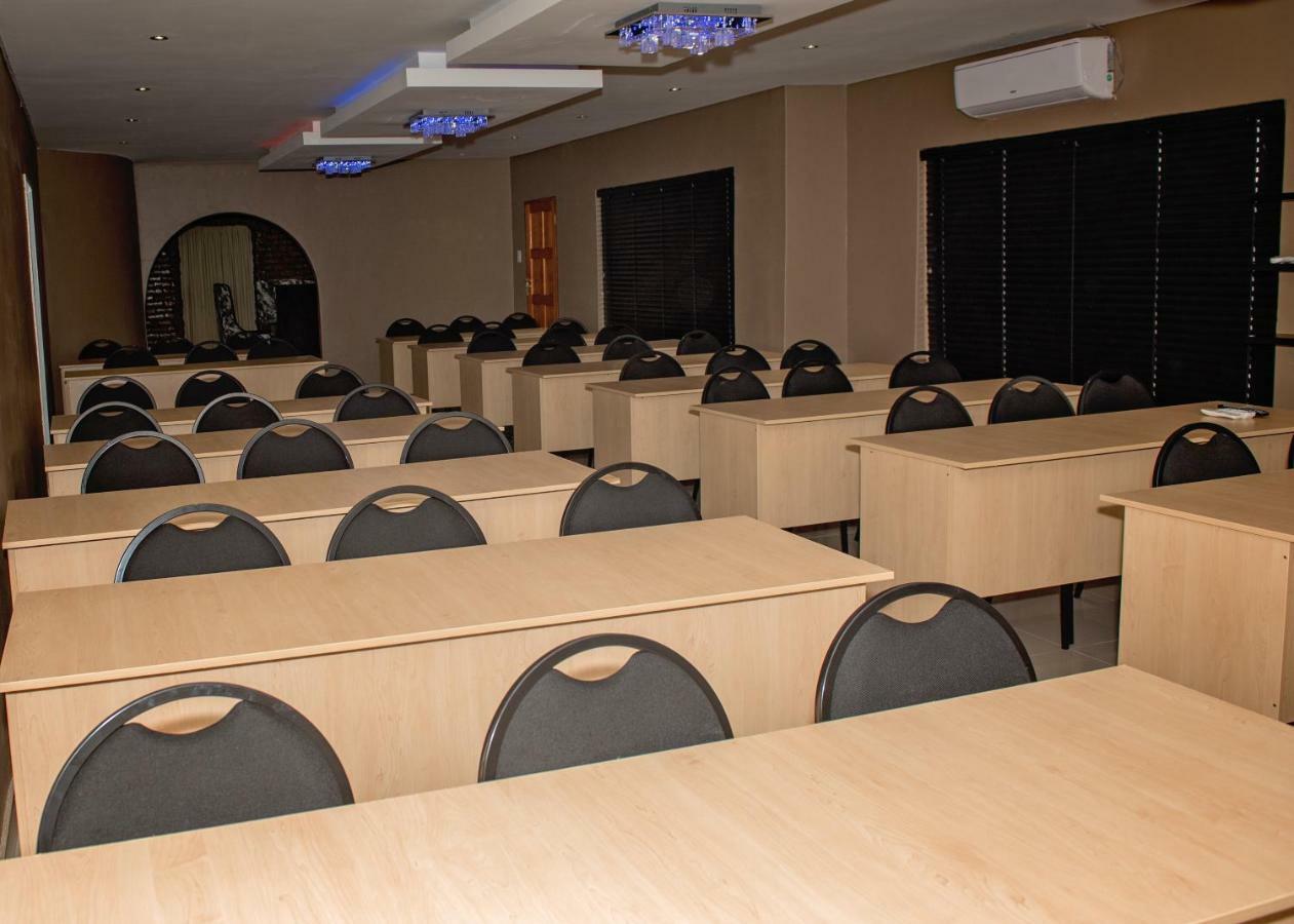 Savannah Guest House Polokwane Exterior photo